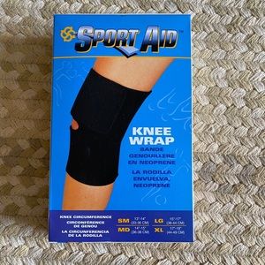 Sport Aid Black Knee Wrap Size Med fits 14”-15”